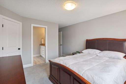 5665 Zanzibar Lane N, Plymouth, MN 55446