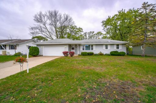 5000 76th Avenue N, Minneapolis, MN 55443
