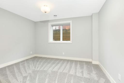 4022 Grimes Avenue S, Edina, MN 55416