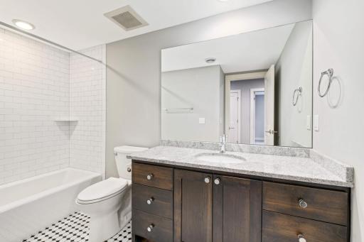 4022 Grimes Avenue S, Edina, MN 55416