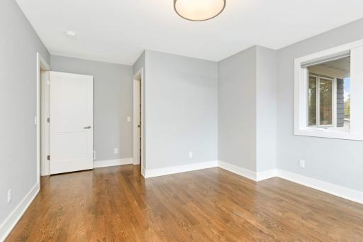 4022 Grimes Avenue S, Edina, MN 55416
