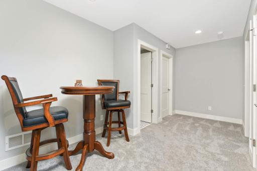 4022 Grimes Avenue S, Edina, MN 55416
