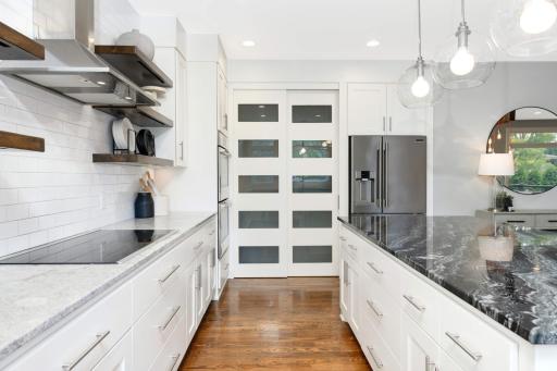 4022 Grimes Avenue S, Edina, MN 55416