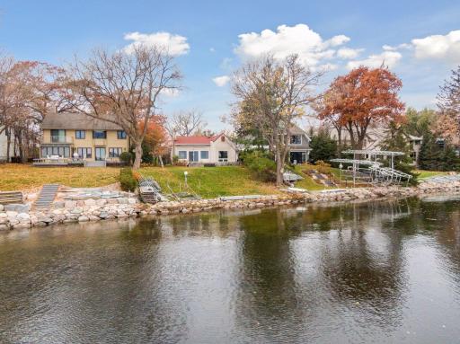 1760 Shadywood Road, Wayzata, MN 55391
