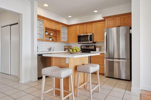 1760 Shadywood Road, Wayzata, MN 55391