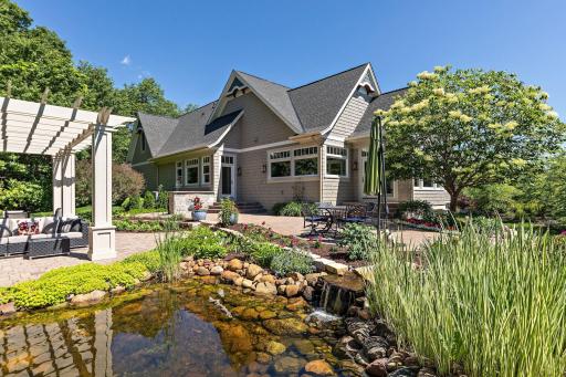 9520 Whistling Valley Trail, Lake Elmo, MN 55042