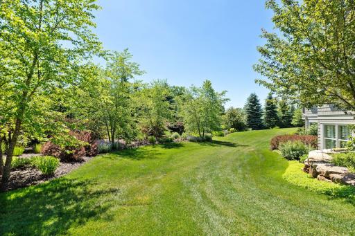 9520 Whistling Valley Trail, Lake Elmo, MN 55042