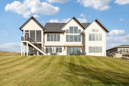 25602 Cedar Lane, New Prague, MN 56071