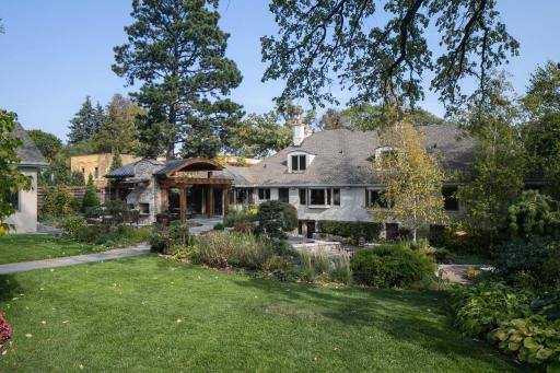 2764 W Lake Of The Isles Parkway, Minneapolis, MN 55416