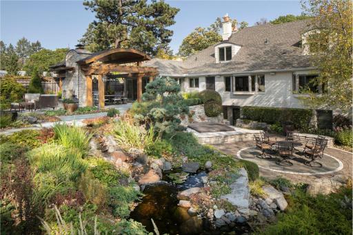 2764 W Lake Of The Isles Parkway, Minneapolis, MN 55416