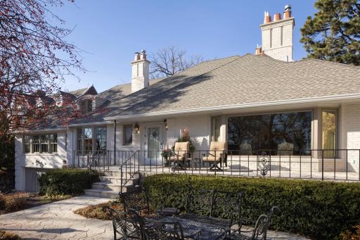 2764 W Lake Of The Isles Parkway, Minneapolis, MN 55416