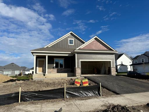 2095 Oakpointe Drive, Waconia, MN 55387