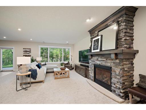 3 Pondview Trail, North Oaks, MN 55127