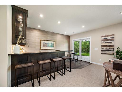 3 Pondview Trail, North Oaks, MN 55127