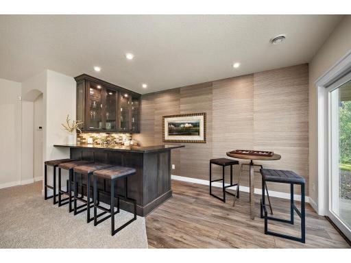 3 Pondview Trail, North Oaks, MN 55127