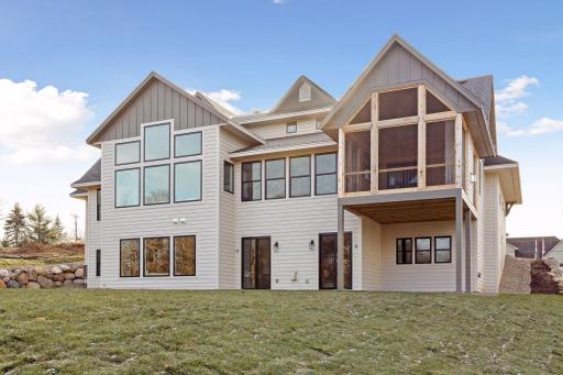 785 Wentworth Avenue, Mendota Heights, MN 55118