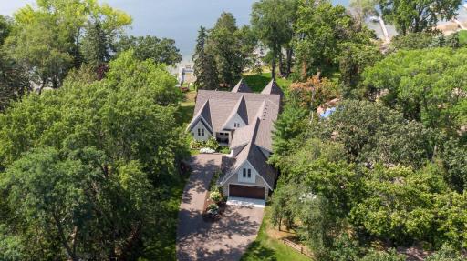 675 Sunset Court, Saint Paul, MN 55126