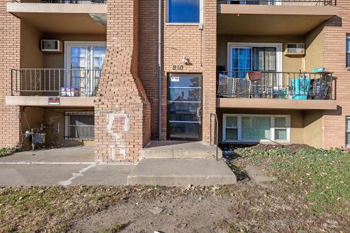 Saint Paul, MN 55106