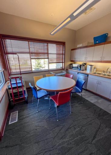 Property Photos-25.jpg