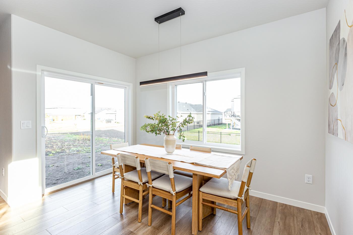 Dining Room - Spacious dining room w/ tons of natural light!