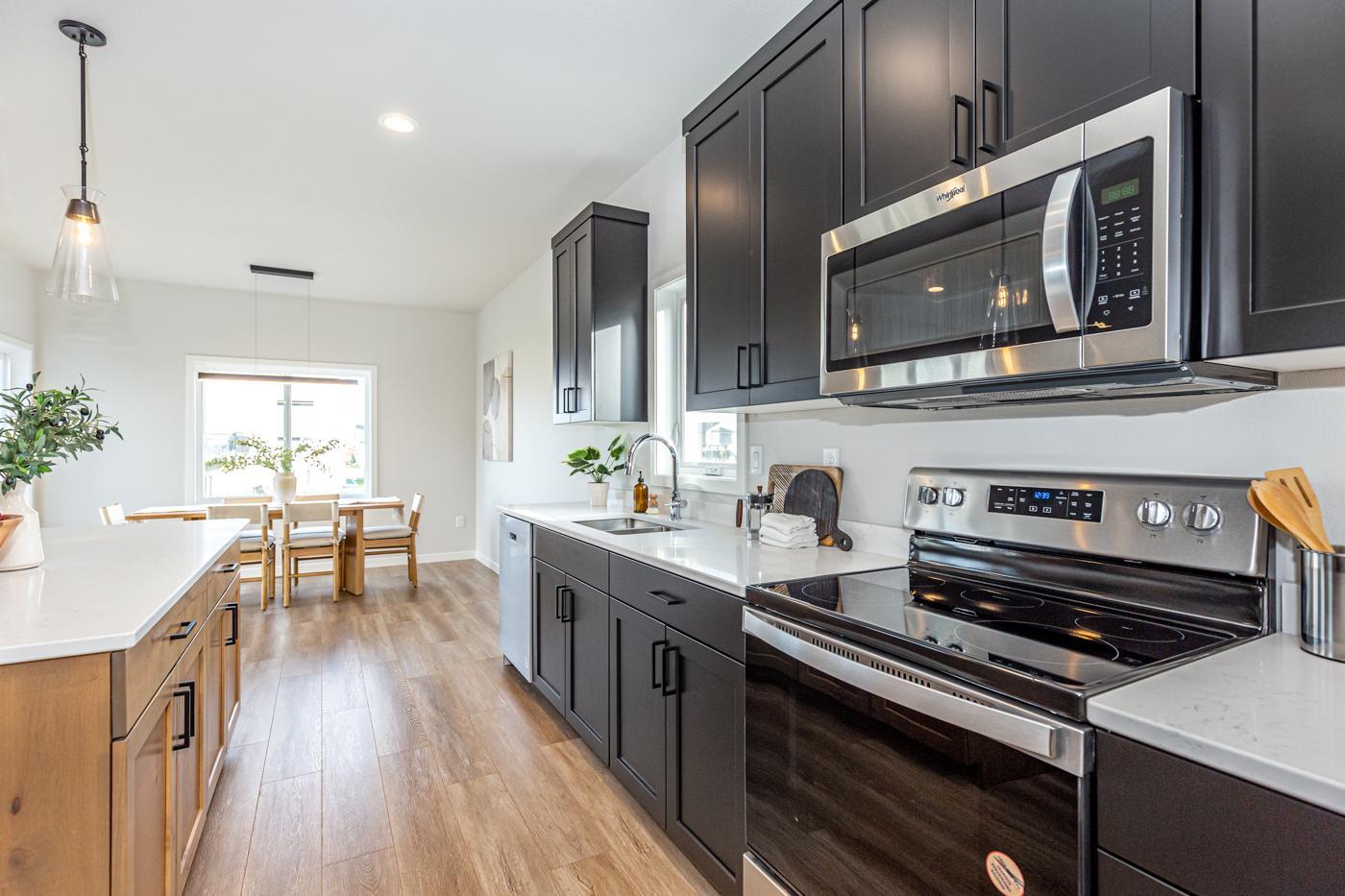 Kitchen - Quartz Tops and Soft Close cabinets!