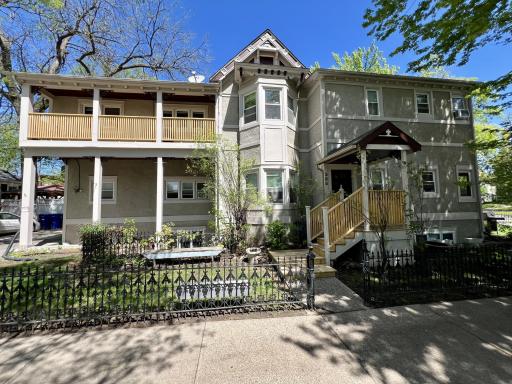 385 Ashland Avenue, Saint Paul, MN 55102