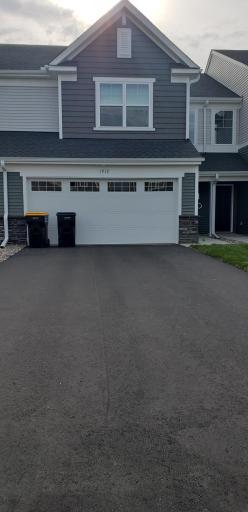 1912 Tyrone Drive, Shakopee, MN 55379