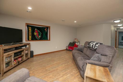 616 5th Street, West Concord, MN 55985