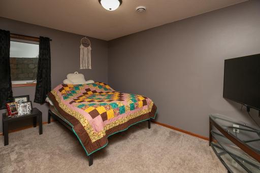 616 5th Street, West Concord, MN 55985