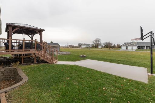 616 5th Street, West Concord, MN 55985