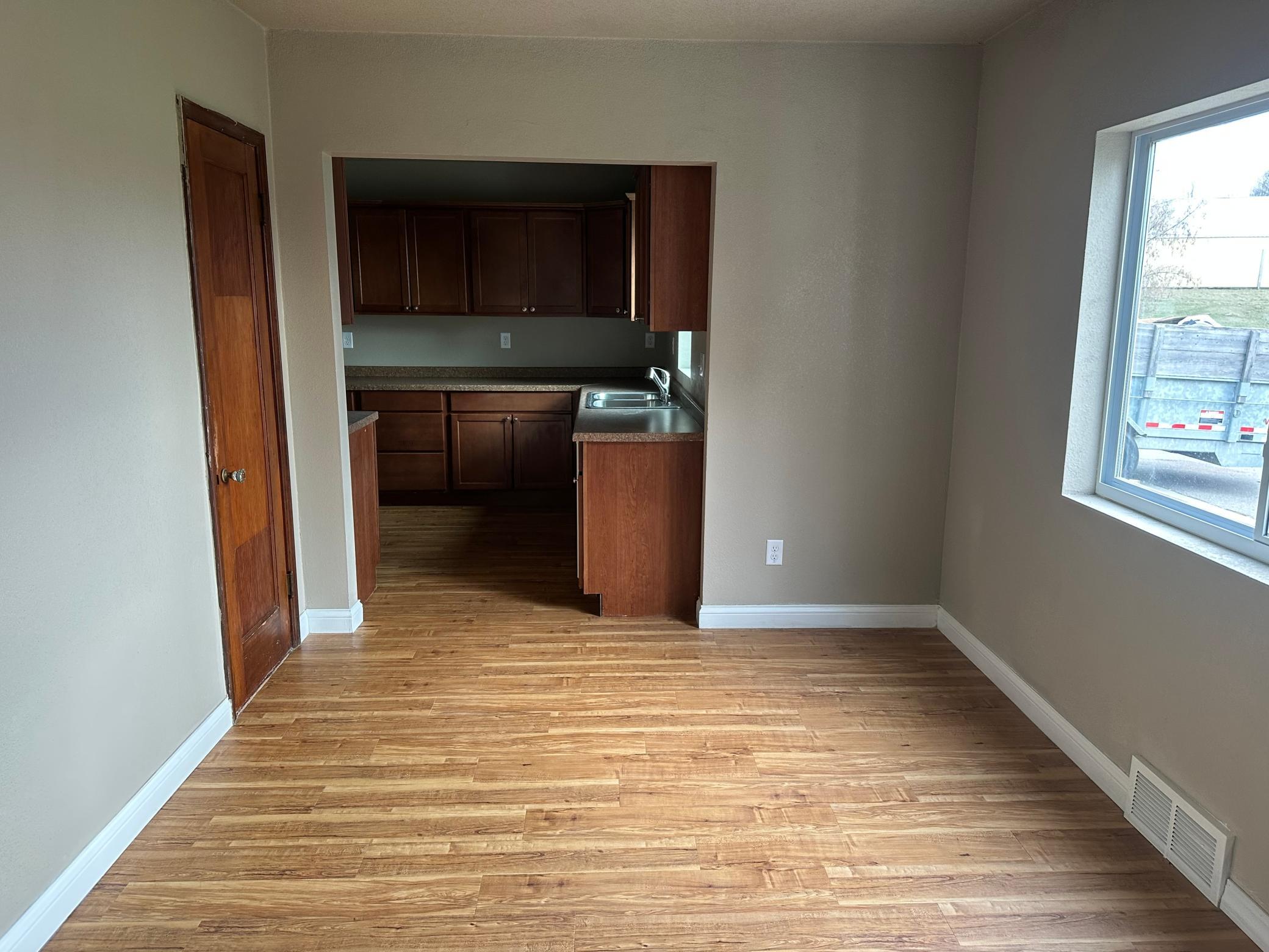 Dining Room.jpg