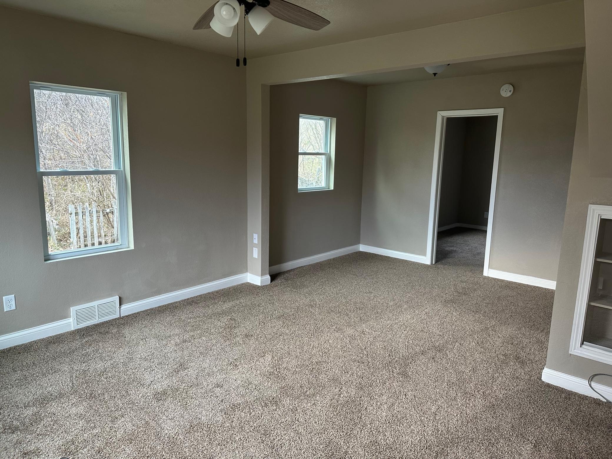 Livingroom.jpg