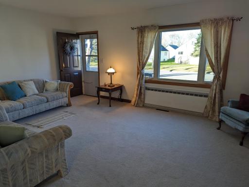 Photo for 1001 10th Street, International Falls, MN 56649 - Listing #6462016 1001 10th Street, International Falls, MN 56649