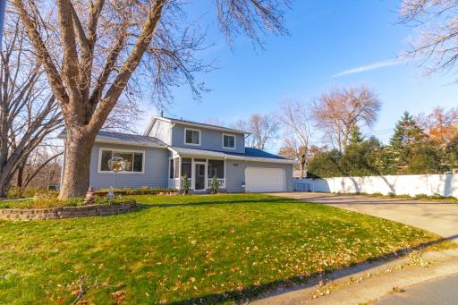 4865 Debra Lane, Shoreview, MN 55126