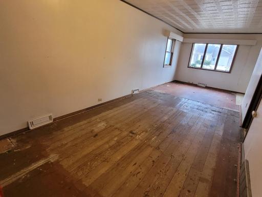 Dining/living room -