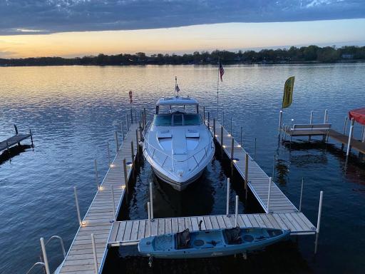 DEEP WATER DOCKING ON HARRISON BAY. THE 2021 EKLOF DOCK IS NEGOTIABLE.