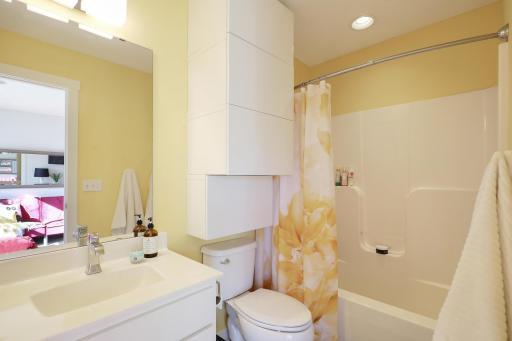 Photo for 17278 69th Avenue N, Maple Grove, MN 55311 - Listing #6462201 17278 69th Avenue N, Maple Grove, MN 55311