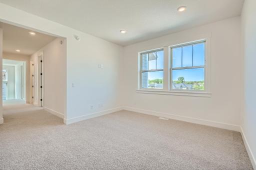 1421 Palmer Drive N, Lake Elmo, MN 55042