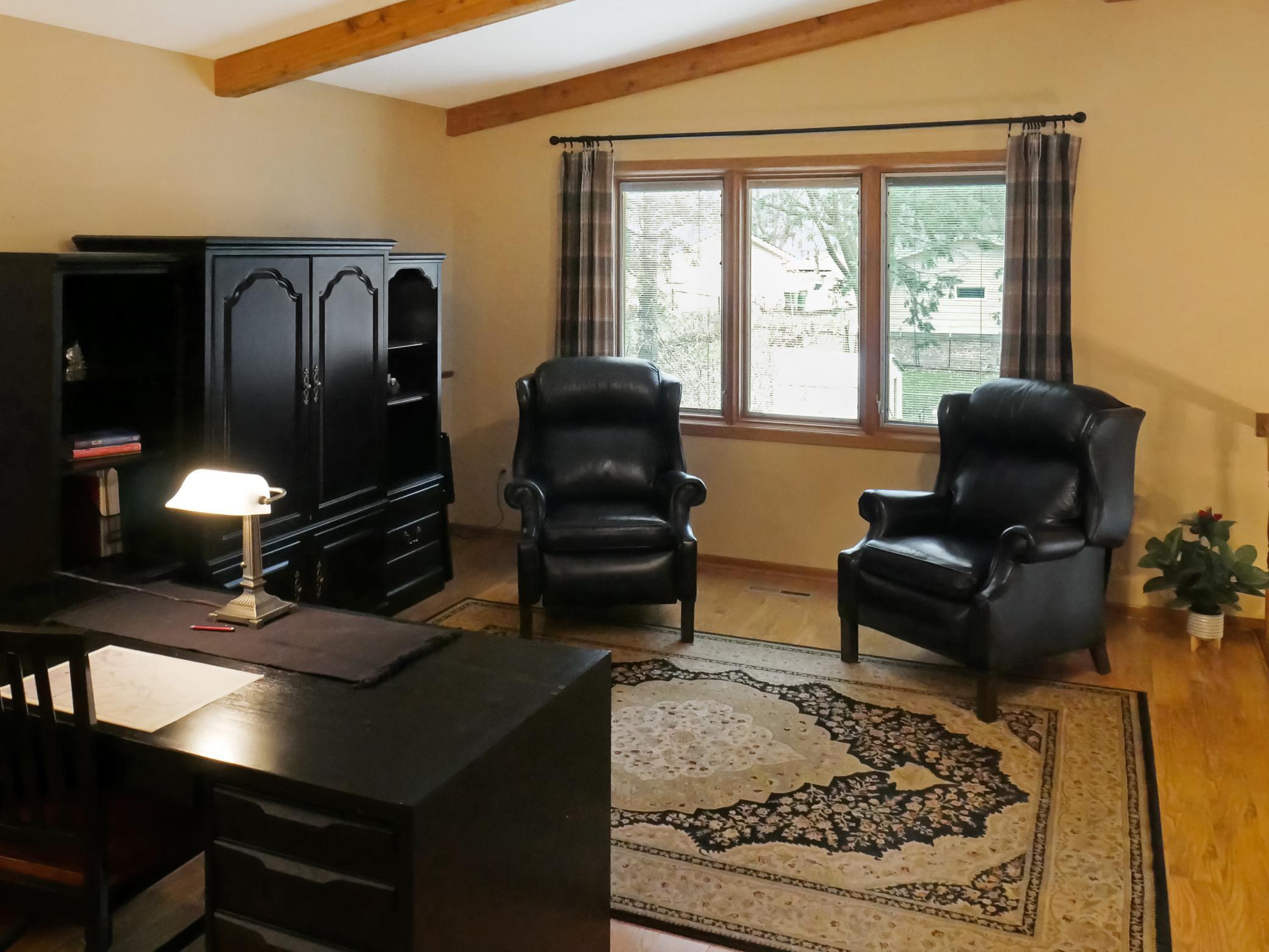 Upper-Level Family Room from stairs.