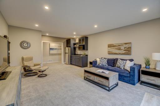 1258 Oldridge Avenue N, West Lakeland, MN 55082