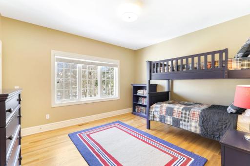 13800 Crowne Hill Lane, Minnetonka, MN 55305