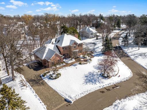 The lot is adjacent to the Cullen Nature Preserve, walk-able to Meadow Park, and offers easy access to 494, 394, Ridgedale, and downtown Wayzata.