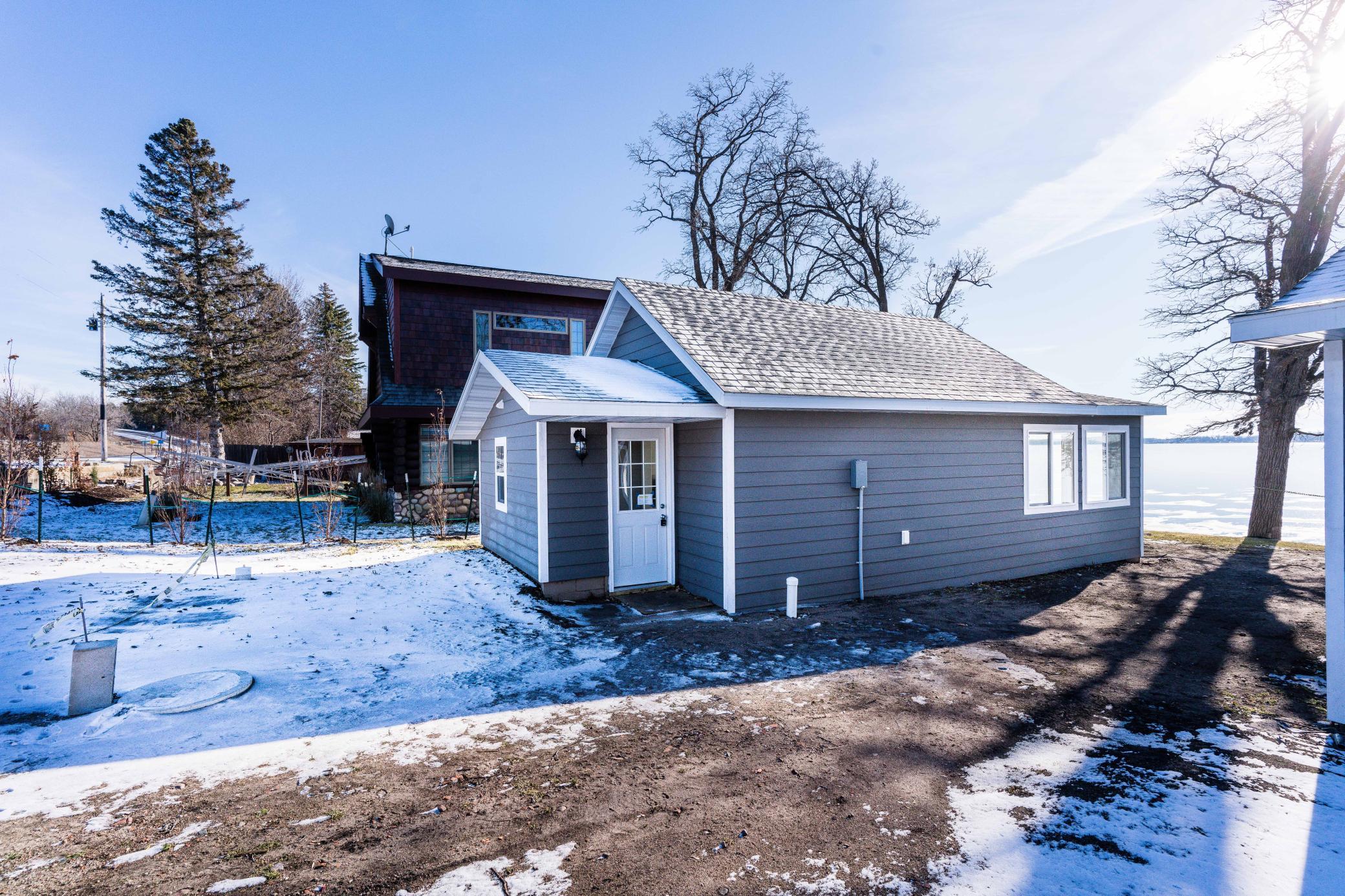 Guest Cabin 2