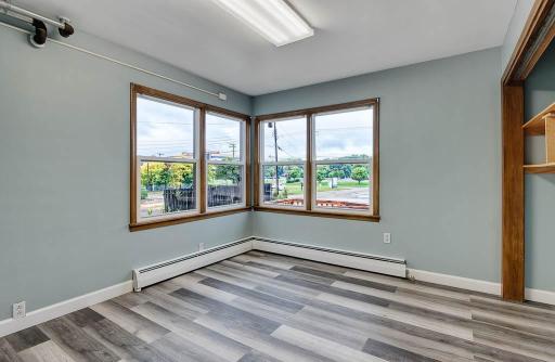 32 Mendota Road, Inver Grove Heights, MN 55077