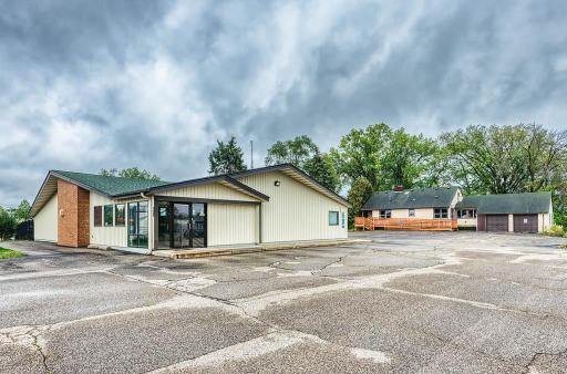 32 Mendota Road, Inver Grove Heights, MN 55077