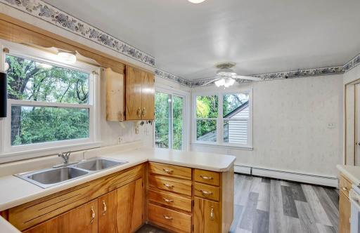 32 Mendota Road, Inver Grove Heights, MN 55077