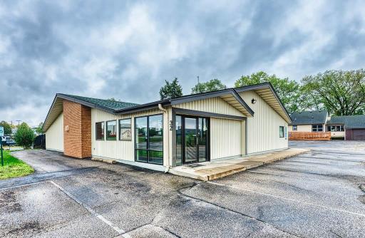 32 Mendota Road, Inver Grove Heights, MN 55077