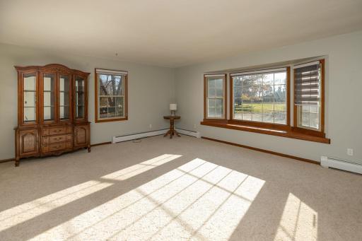 8-web-or-mls-08-Living Room.jpg