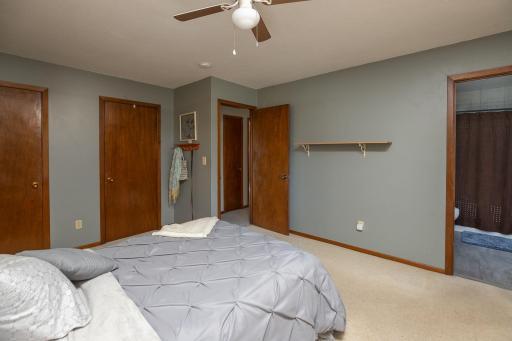 27-web-or-mls-27-Primary Bedroom.jpg