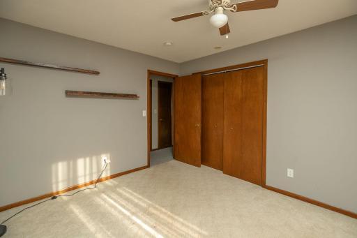 32-web-or-mls-32-Bedroom 3.jpg